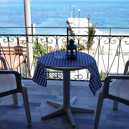 Eros 2* Benitses (Corfu)