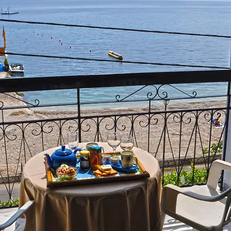 Eros 2* Benitses (Corfu)