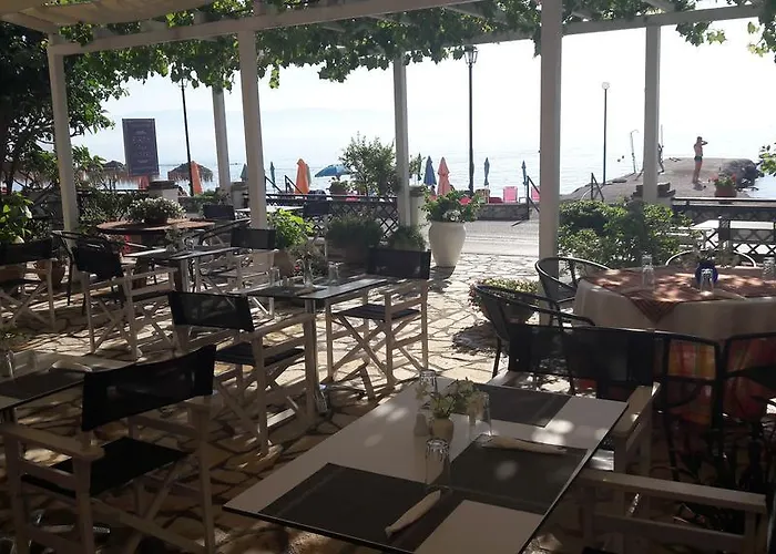 Eros 2* Μπενίτσες